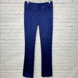 Alice & Olivia Blue Leopard Print Slim Dress Pants Satin 2